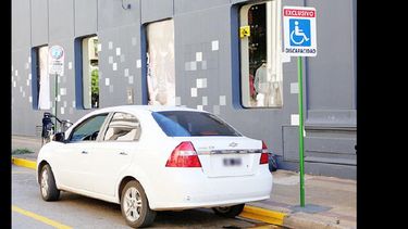Los espacios dedicados a este estacionamiento serán señalizados. (GOBIERNO DE PERGAMINO)