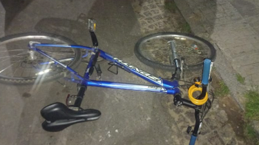 Herido un ciclista tras chocar la puerta de un automóvil en San Nicolás. Herido un ciclista tras chocar la puerta de un automóvil en San Nicolás.