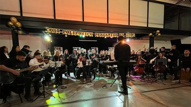 El Coro Polifónico Municipal de Pergamino continúan con las celebraciones por su 60° aniversario. El Coro Polifónico Municipal de Pergamino continúan con las celebraciones por su 60° aniversario.