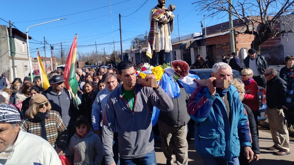 La actividad central del jueves, en honor a San Cayetano, comenzará a las 14:30 con la procesión, seguida de una misa.