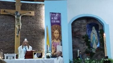 El padre Carlos Gastón Kitegroski de la comunidad Mensajeros de la Paz, será quien presida la misa.