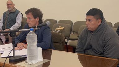 Maximiliano Aragón ocupó el banquillo de los acusados en un juicio oral desarrollado recientemente en el Tribunal Criminal 1. Maximiliano Aragón ocupó el banquillo de los acusados en un juicio oral desarrollado recientemente en el Tribunal Criminal 1.