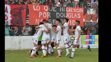 El pase a la final fue por la victoria por 2 a 1 el domingo pasado ante Ciudad Bolívar. El pase a la final fue por la victoria por 2 a 1 el domingo pasado ante Ciudad Bolívar.