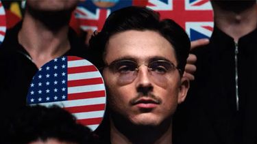 Marty Supremo. Un drama biográfico protagonizado por Timothée Chalamet, ambientado en el obsesivo mundo del tenis de mesa de los años 50.