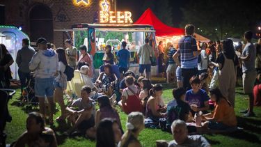 La feria tiene una muy buena recepción de parte de los pergaminenses. La feria tiene una muy buena recepción de parte de los pergaminenses.