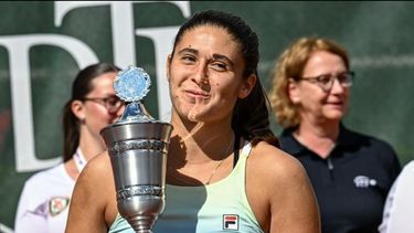 Julia Riera logró el año pasado en Wiesbaden su título más importante. Julia Riera logró el año pasado en Wiesbaden su título más importante.