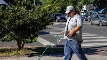 litoral gas realiza un operativo de deteccion de fugas en veredas y gabinetes litoral gas realiza un operativo de deteccion de fugas en veredas y gabinetes