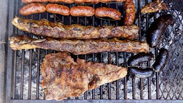 “Es mucho más que una simple comida. Es un evento culinario y social, destacaron desde Taste Atlas respecto al asado. “Es mucho más que una simple comida. Es un evento culinario y social, destacaron desde Taste Atlas respecto al asado.