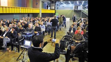 La primera audiencia pública por tarifas fue en julio en Mar del Plata. (ARCHIVO)