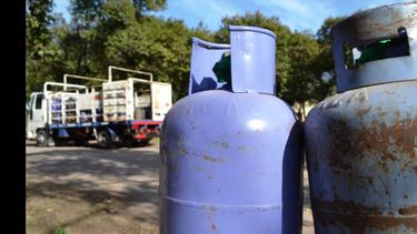 La falta de garrafas de 10 kilogramos y los sobreprecios son comunes en estos meses con temperaturas bajas. La falta de garrafas de 10 kilogramos y los sobreprecios son comunes en estos meses con temperaturas bajas.
