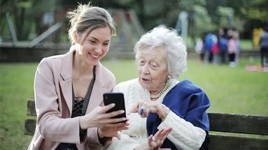 Con controles médicos regulares, estimulación cognitiva y el acompañamiento de la familia y la comunidad, es posible transitar el Alzheimer con mayor bienestar y dignidad. 