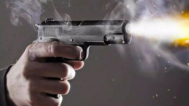 Al sujeto lo balearon en la ingle, pero no brindó precisiones del atacante para poder avanzar en la identificación. Al sujeto lo balearon en la ingle, pero no brindó precisiones del atacante para poder avanzar en la identificación.