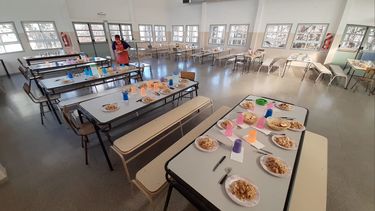 El presidente del Consejo Escolar San Nicolás, Eber Riera, envió a las escuelas sedes de nuestro distrito el detalle de los menús seleccionados para garantizar a los estudiantes tanto el desayuno como el almuerzo los días que concurren a las actividades. El presidente del Consejo Escolar San Nicolás, Eber Riera, envió a las escuelas sedes de nuestro distrito el detalle de los menús seleccionados para garantizar a los estudiantes tanto el desayuno como el almuerzo los días que concurren a las actividades.