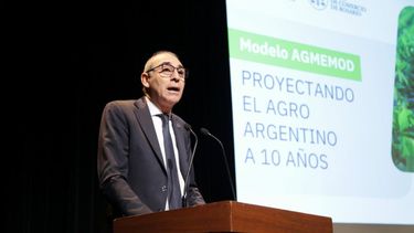 Presidente de la Bolsa de Comercio de Rosario, Miguel Simioni. Presidente de la Bolsa de Comercio de Rosario, Miguel Simioni.