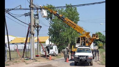 Los trabajadores de la energía eléctrica celebrarán mañana su día al cumplirse el aniversario de la Fatlyf. (ARCHIVO LA OPINION)