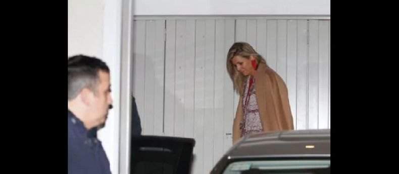 Máxima Zorreguieta realizó un viaje relámpago a Buenos Aires para visitar a su padre que se encuentra en estado delicado en la clínica Fundaleu.