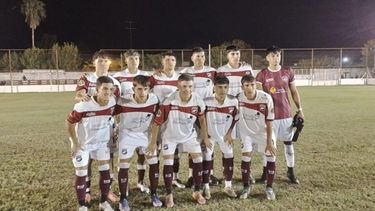 Defensores goleó y está tercero en el Apertura. Defensores goleó y está tercero en el Apertura.