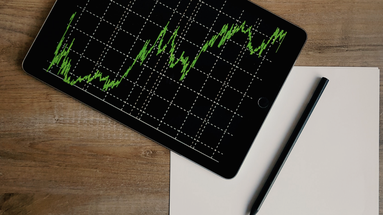 Los principales índices accionarios globales mostraron caídas durante marzo, en un contexto marcado por tensiones geopolíticas y mayor aversión al riesgo. Los principales índices accionarios globales mostraron caídas durante marzo, en un contexto marcado por tensiones geopolíticas y mayor aversión al riesgo.