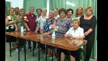 En la foto posan quienes participaron del taller dictado en Mojuper. (MOJUPER)
