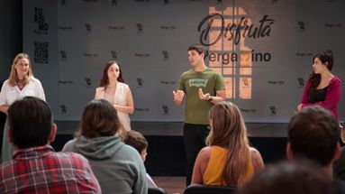 El curso consistió en una serie de siete clases dictadas en la sede de la fundación CRUP