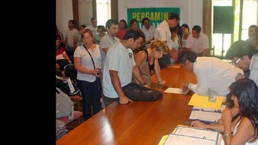 Este año se mantendrán los trámites a través del Gobierno provincial. (LA OPINION)