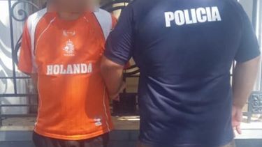 En la provincia de Santa Fe detuvieron a Héctor Alberto Di Doménico. En la provincia de Santa Fe detuvieron a Héctor Alberto Di Doménico.