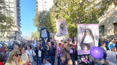 La procesión está pautada para las 15:30 y unirá la Capilla del hogar de Jesús con la del Colegio Nuestra Señora del Huerto. La procesión está pautada para las 15:30 y unirá la Capilla del hogar de Jesús con la del Colegio Nuestra Señora del Huerto.