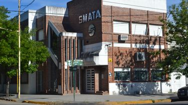 La seccional de Smata Pergamino se emplaza en avenida Rocha 210 y en enero cumplió 80 años de labor gremial. La seccional de Smata Pergamino se emplaza en avenida Rocha 210 y en enero cumplió 80 años de labor gremial.