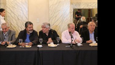 La reunión de las dos CGT se realizó en el hotel Castelar de la Capital. (NA)