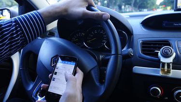 seguridad vial: nuevas faltas graves pueden suspender la licencia de conducir seguridad vial: nuevas faltas graves pueden suspender la licencia de conducir