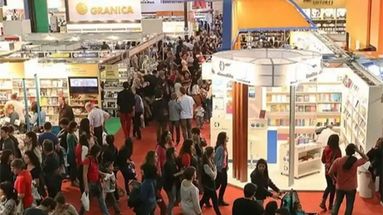 Cinco décadas de palabras, encuentros e historias: la Feria del Libro de Buenos Aires abre sus puertas para celebrar su legado y proyectar el futuro de la cultura escrita en la región. Cinco décadas de palabras, encuentros e historias: la Feria del Libro de Buenos Aires abre sus puertas para celebrar su legado y proyectar el futuro de la cultura escrita en la región.