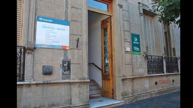Muchas consultas se generan en la sede de Rentas. (LA OPINION)