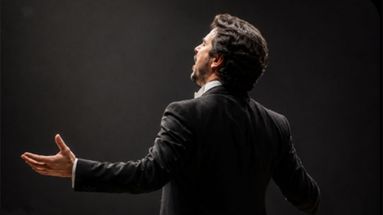Diego Parrillo y Román Moreno Rubio encabezarán este jueves la Tertulia Lírica – Gala patria, una velada musical en homenaje a la Revolución de Mayo en el Conservatorio de Música Pergamino. Diego Parrillo y Román Moreno Rubio encabezarán este jueves la Tertulia Lírica – Gala patria, una velada musical en homenaje a la Revolución de Mayo en el Conservatorio de Música Pergamino.