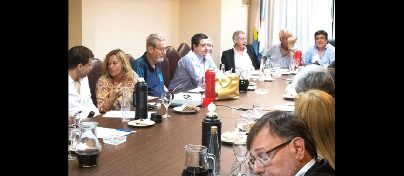 El peronismo bonaerense busca reforzar la injerencia de los distritos del interior por sobre los del Conurbano. (PARTIDO JUSTICIALISTA BS. AS.)