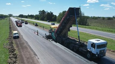 Concesión de rutas: un filtro estricto deja afuera a varias empresas antes de la licitación del 7 de mayo Concesión de rutas: un filtro estricto deja afuera a varias empresas antes de la licitación del 7 de mayo