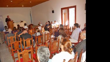 El acto se concretará en el salón auditorio de la Clínica Pergamino. (ARCHIVO LA OPINION)
