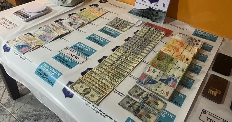 La mayor cantidad de dinero la tenía el padre del convicto señalado como el encargado manejar las cuentas de la organización criminal.