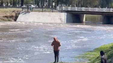 La ribera del Arroyo Pergamino no es una zona segura cuando el terreno está barroso. La ribera del Arroyo Pergamino no es una zona segura cuando el terreno está barroso.
