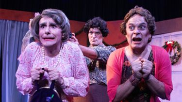 La Prudencia. Tres personajes, una espera y una tensión que crece: entre la prudencia y la paranoia, el vínculo se vuelve un territorio incierto donde nadie parece ser quien dice ser. La Prudencia. Tres personajes, una espera y una tensión que crece: entre la prudencia y la paranoia, el vínculo se vuelve un territorio incierto donde nadie parece ser quien dice ser.