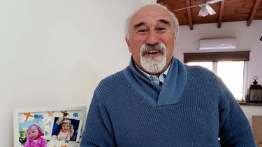 Miguel Pujol, en la intimidad de su hogar habló de su vida y sus anhelos. Miguel Pujol, en la intimidad de su hogar habló de su vida y sus anhelos.