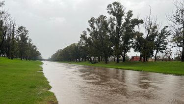 El nivel del Arroyo Pergamino alcanzó los 2,10 metros. El nivel del Arroyo Pergamino alcanzó los 2,10 metros.