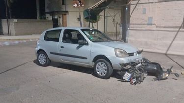 Tras el choque entre el auto y la moto murió la joven Nerina Moyano de 25 años en Rojas. Tras el choque entre el auto y la moto murió la joven Nerina Moyano de 25 años en Rojas.