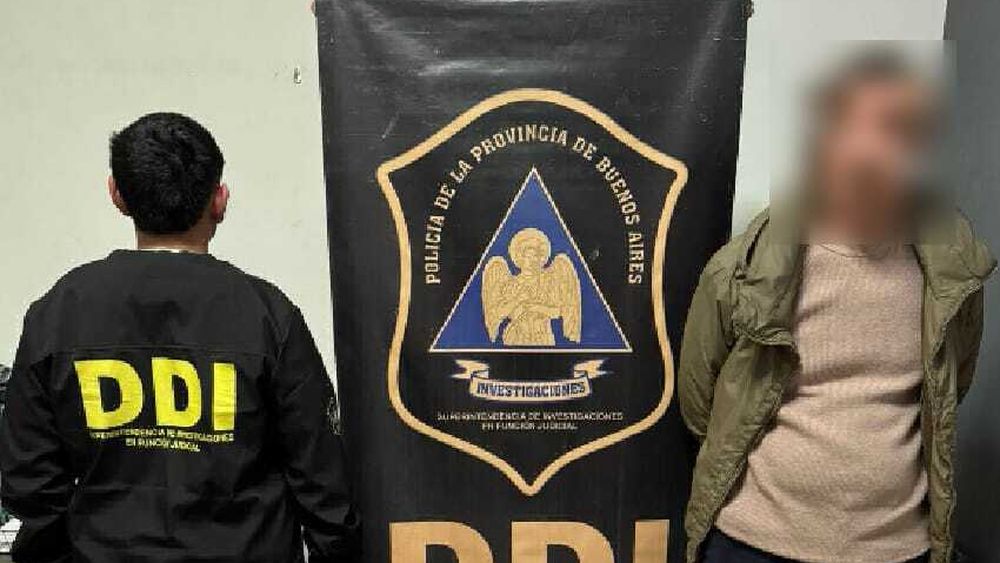 Efectivos de la DDI Pergamino detuvieron al conductor acusado por el choque fatal ocurrido en la ruta 188 entre Acevedo y Peña, donde murió un motociclista de 29 años. Efectivos de la DDI Pergamino detuvieron al conductor acusado por el choque fatal ocurrido en la ruta 188 entre Acevedo y Peña, donde murió un motociclista de 29 años.