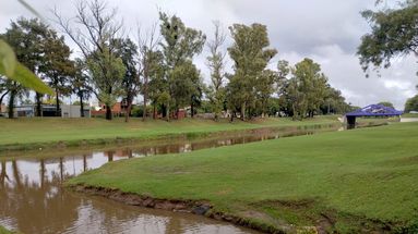 Según el Servicio Meteorológico Nacional, las lluvias cesarían hacia el mediodía de este sábado. Según el Servicio Meteorológico Nacional, las lluvias cesarían hacia el mediodía de este sábado.