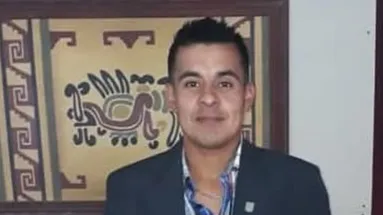 El conflicto entre el Sindicato de Trabajadores Municipales de Ramallo (STMR) y el gobierno local sumó un nuevo capítulo en las últimas horas, luego de que su secretario general, Pablo Alcaraz, realizara una dura denuncia pública contra la gestión del intendente Mauro Poletti por presuntas situaciones de persecución gremial, acoso laboral y deterioro de las condiciones salariales. El conflicto entre el Sindicato de Trabajadores Municipales de Ramallo (STMR) y el gobierno local sumó un nuevo capítulo en las últimas horas, luego de que su secretario general, Pablo Alcaraz, realizara una dura denuncia pública contra la gestión del intendente Mauro Poletti por presuntas situaciones de persecución gremial, acoso laboral y deterioro de las condiciones salariales.