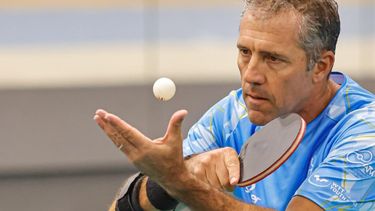 San Nicolás: Sebastián Maggi en acción en el Sudamericano de Tenis de Mesa. San Nicolás: Sebastián Maggi en acción en el Sudamericano de Tenis de Mesa.