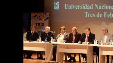 El titular de la cartera sanitaria encabezó la jornada. (MINISTERIO DE SALUD)
