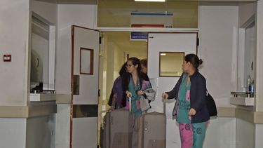 El operativo de ablación coordinado por el Hospital Eduardo Morgan de Colón y el Cucaiba permitió salvar vidas tras la donación de órganos de un paciente con muerte cerebral. El operativo de ablación coordinado por el Hospital Eduardo Morgan de Colón y el Cucaiba permitió salvar vidas tras la donación de órganos de un paciente con muerte cerebral.