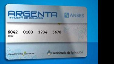 La tarjeta se utiliza para préstamos, realizar compras o extraer dinero. (INTERNET)
