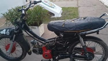 moto sin patente y con el motor adulterado moto sin patente y con el motor adulterado